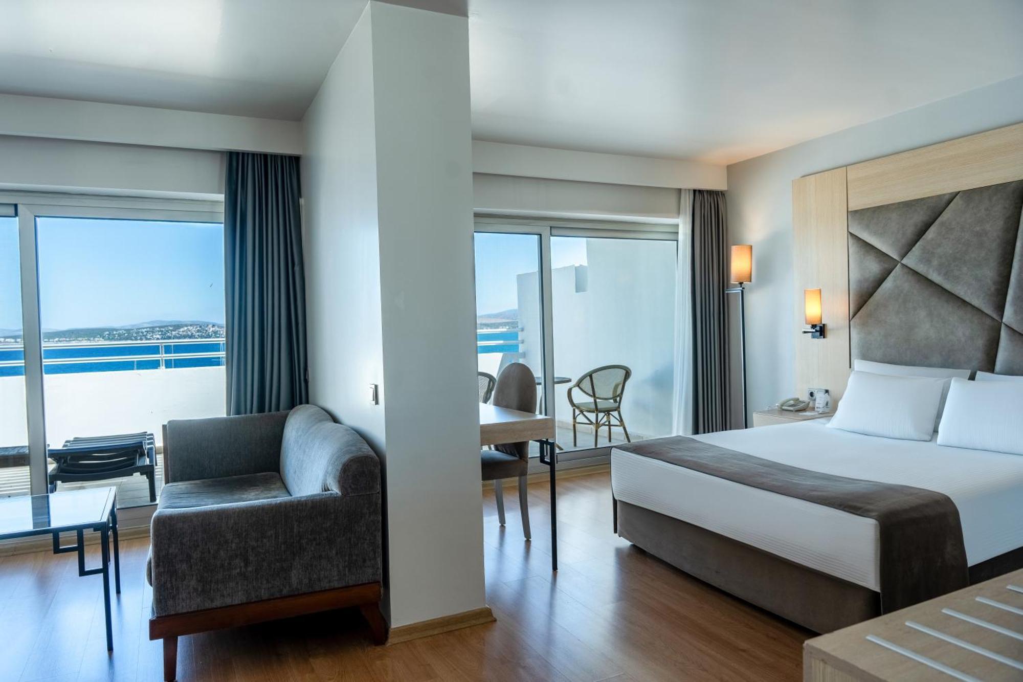 Large Double Room,1611066916:JPEG